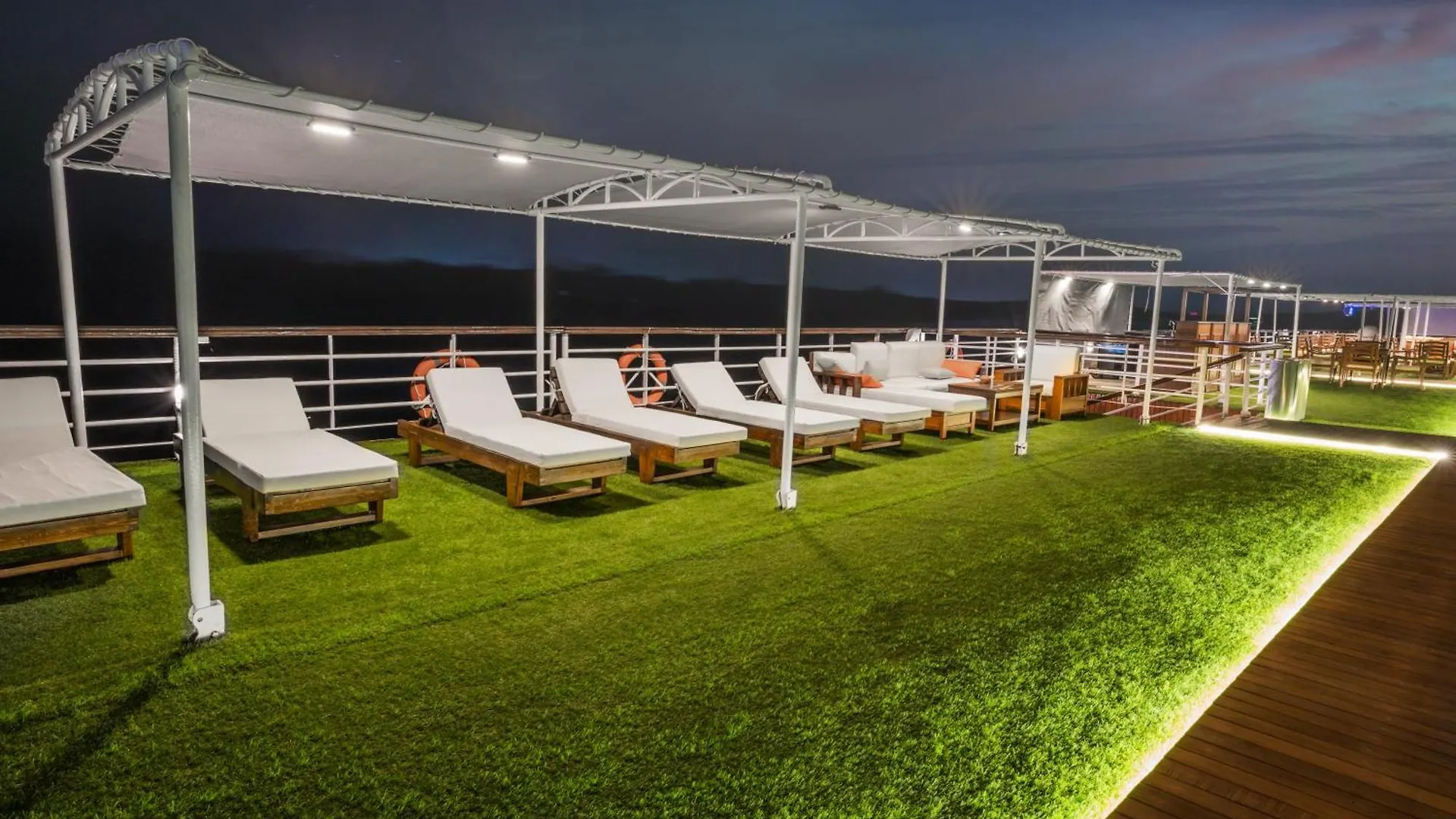 Nile Cruise City And Sea Adonis - Every Thursday From Luxor For 04 Or 07 Nights - Every Monday From Aswan For 03 Nights فندق